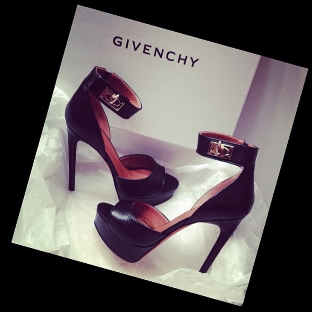 •Welcome• - Picture 6 of 7